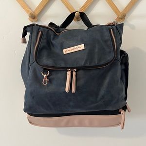 Petunia Pickle Bottom Pivot